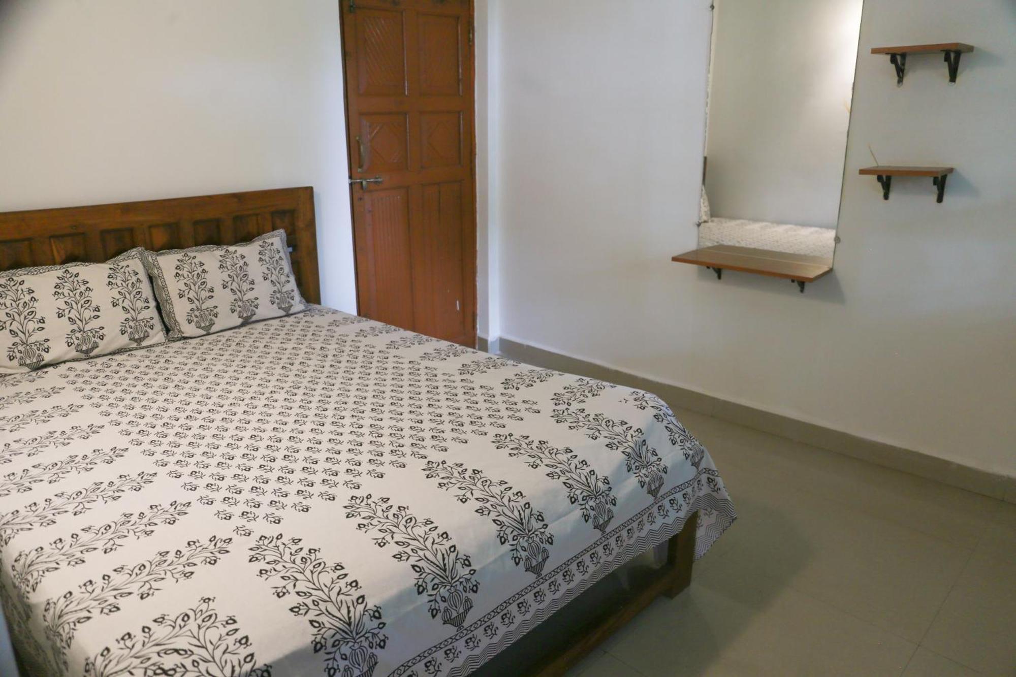 Kumbaya Beachside Hostel & Apartments At Arambol Beach Zewnętrze zdjęcie